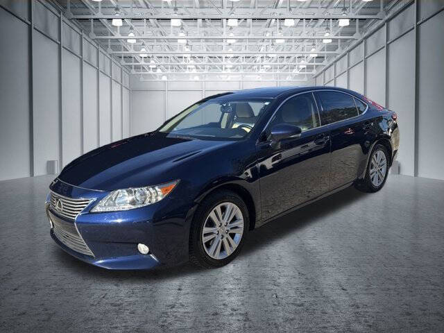 2015 Lexus ES 350's photo