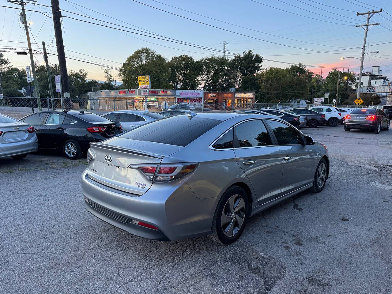 2016 Hyundai SONATA Hybrid for sale at Green Ride LLC in NASHVILLE, TN