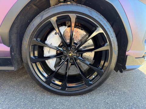 2020 Lamborghini Urus