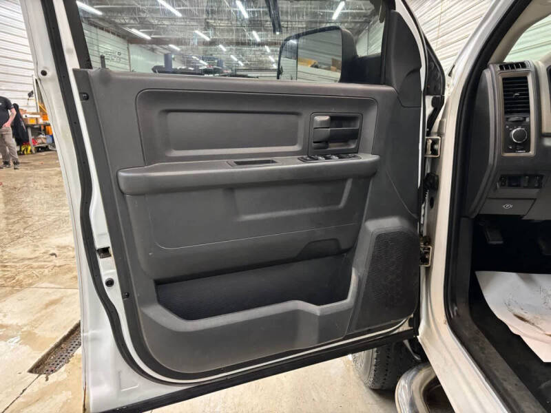 2012 RAM 2500 ST