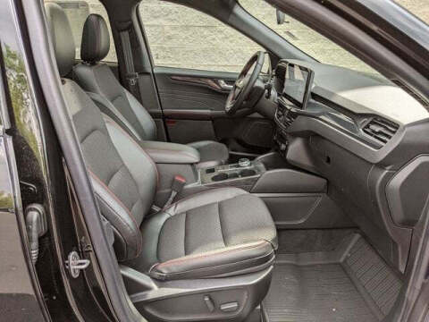 2024 Ford Escape ST-Line Select