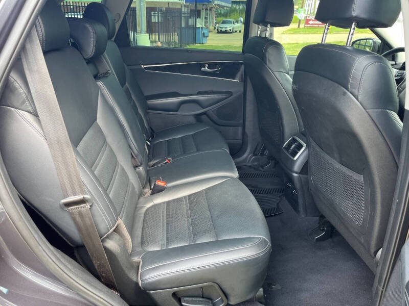 2018 Kia Sorento EX V6