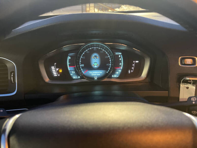 2015 Volvo V60 T5 Premier