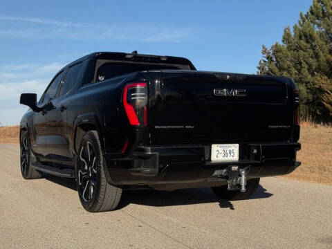 2025 GMC Sierra EV Denali