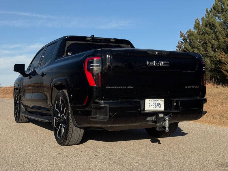 2025 GMC Sierra EV Denali