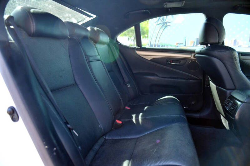 2013 Lexus LS 460