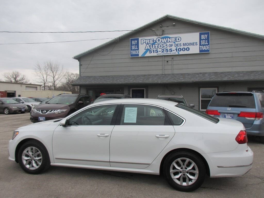 2016 Volkswagen Passat S's photo