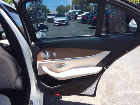 2018 Mercedes-Benz E-Class E 300