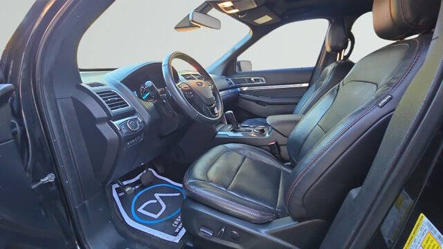 2018 Ford Explorer Sport