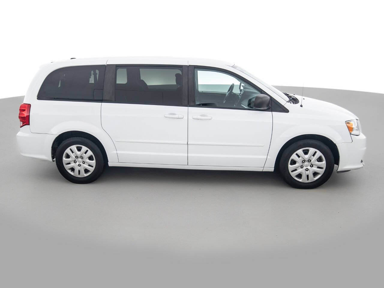 Used Car 2016 Dodge Grand Caravan  Se 4dr Mini Van For Sale Under $10,000 In Coal City, Illinois