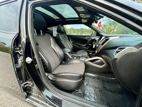 2016 Hyundai Veloster