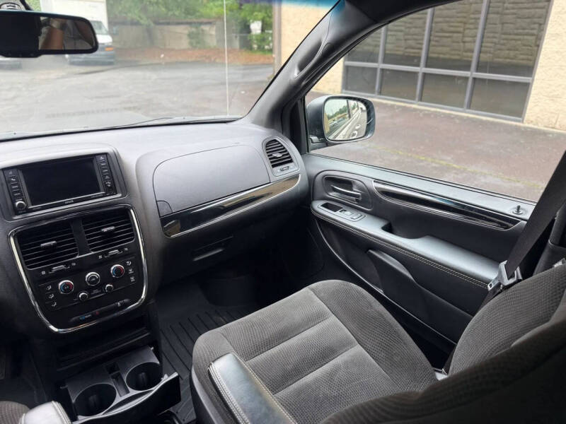 2017 Dodge Grand Caravan