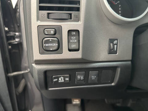 2011 Toyota Tundra Grade