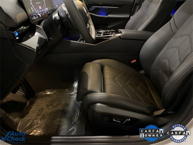 2025 BMW 5 Series 530i xDrive