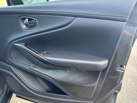 2023 Aston Martin DBX 707