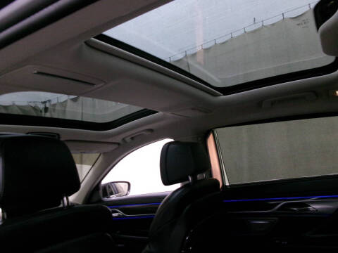 2016 BMW 7 Series 750i xDrive