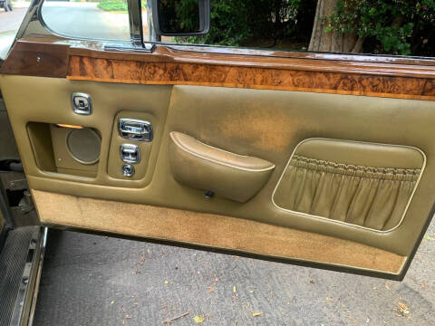 1982 Rolls-Royce Corniche