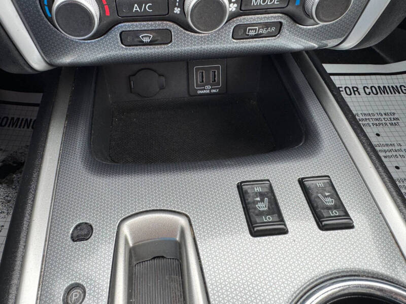 2018 Nissan Pathfinder SL