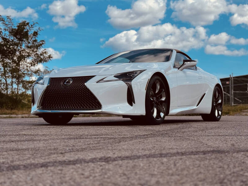 2024 Lexus LC 500's photo