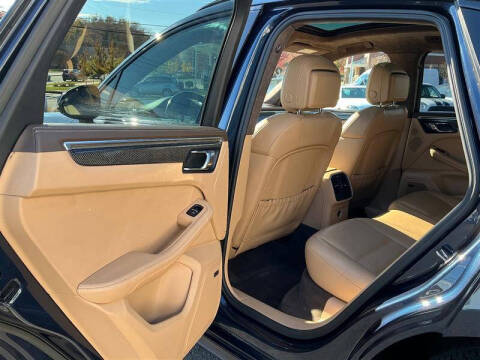 2016 Porsche Macan Turbo