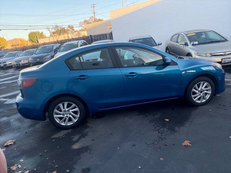 2012 Mazda MAZDA3 i Touring