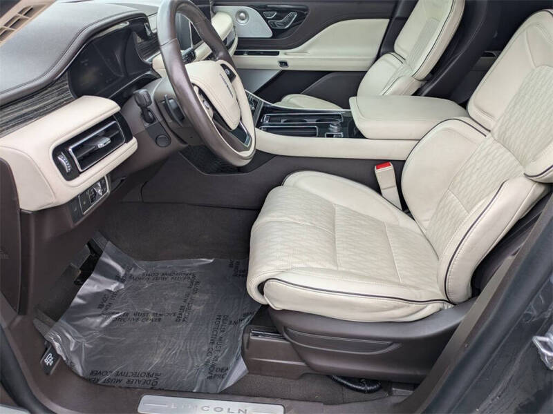 2022 Lincoln Aviator Black Label