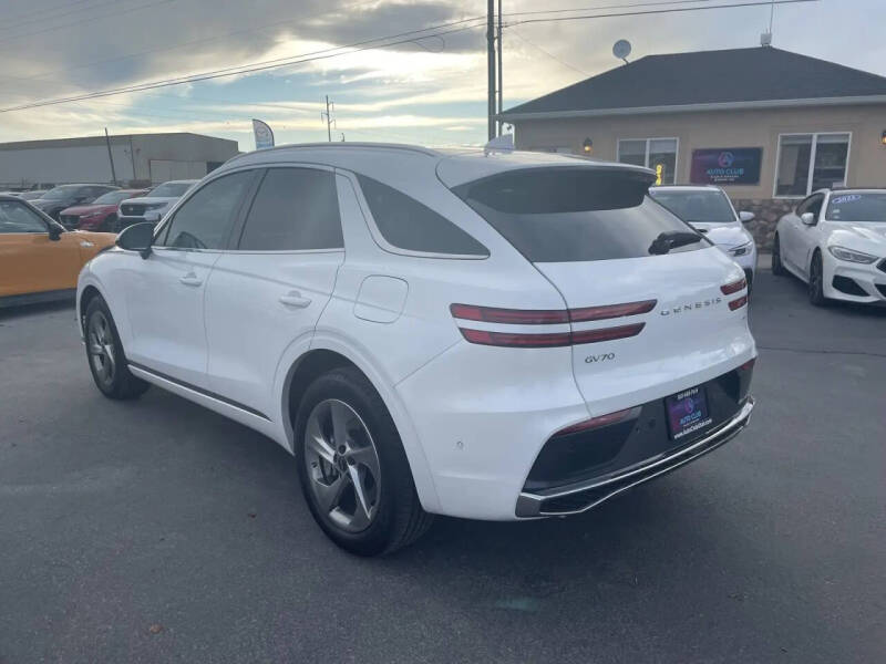 2026 Genesis GV70 2.5T Select