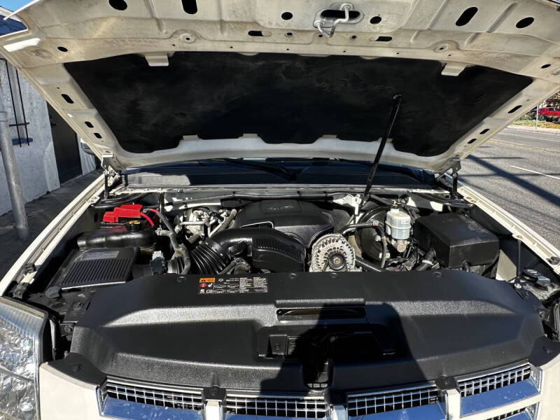 2012 Cadillac Escalade ESV Luxury