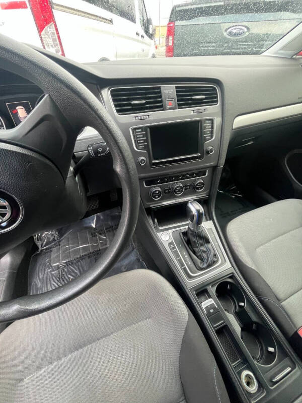 2016 Volkswagen e-Golf SE