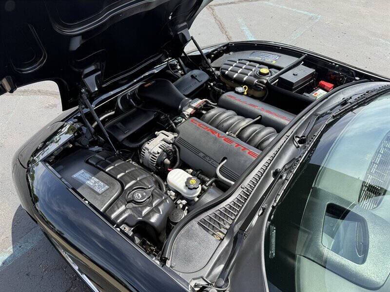 2004 Chevrolet Corvette
