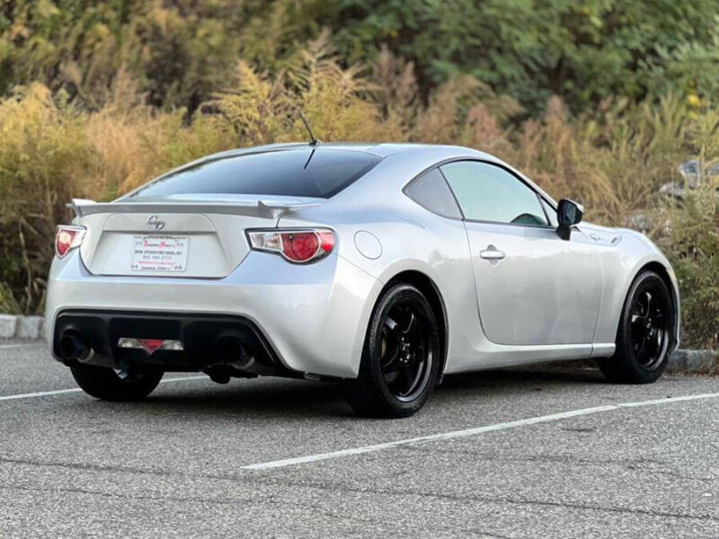 2013 Scion FR-S