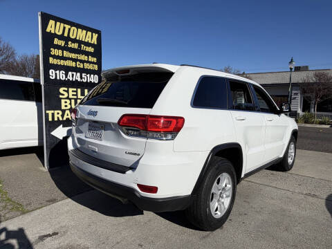 2017 Jeep Grand Cherokee Laredo