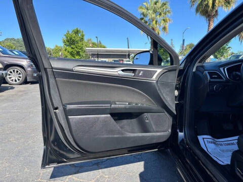 2018 Ford Fusion Hybrid SE
