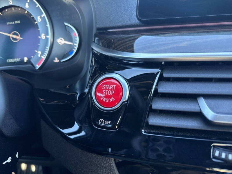 2018 BMW 5 Series 540i