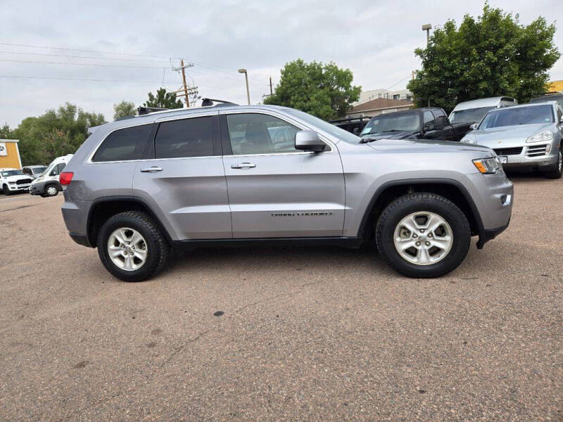 2017 Jeep Grand Cherokee Laredo