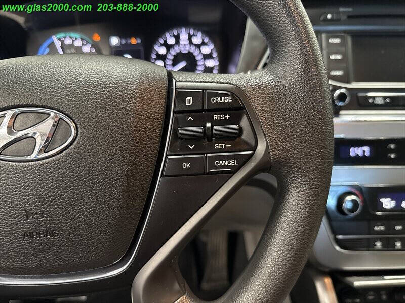 2016 Hyundai Sonata Hybrid SE