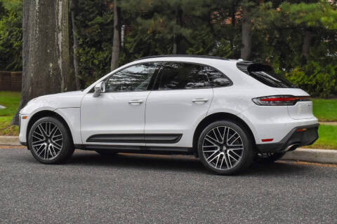 2022 Porsche Macan