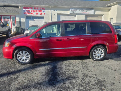 2013 Chrysler Town and Country Touring