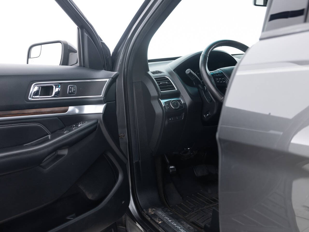 Used Car 2016 Ford Explorer  Limited Awd 4dr Suv For Sale Under $15,000 In Coal City, Illinois