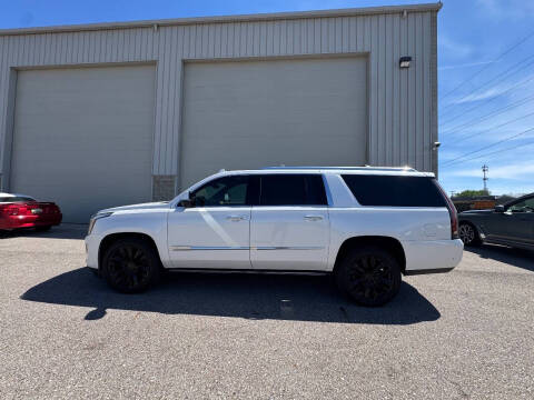 2018 Cadillac Escalade ESV Platinum
