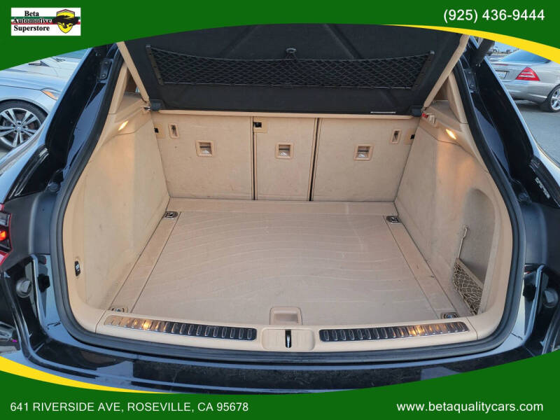 2015 Porsche Macan S