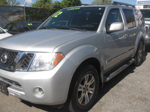 2012 Nissan Pathfinder for sale at JERRY'S AUTO SALES in Staten Island NY