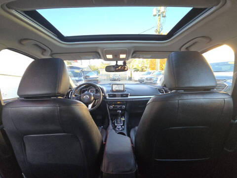 2015 Mazda MAZDA3 s Grand Touring