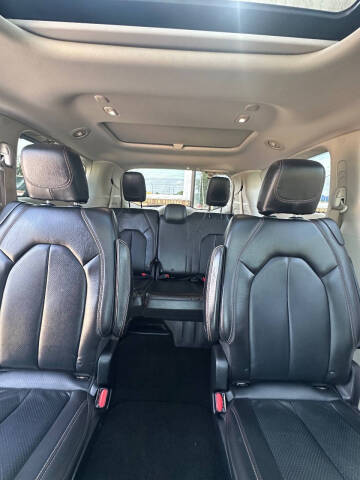 2018 Chrysler Pacifica Touring L Plus