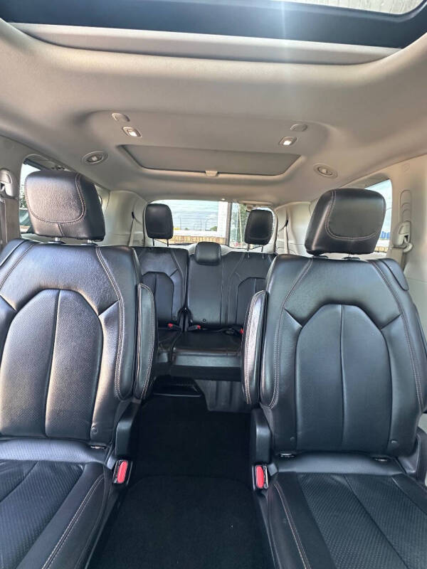 2018 Chrysler Pacifica Touring L Plus