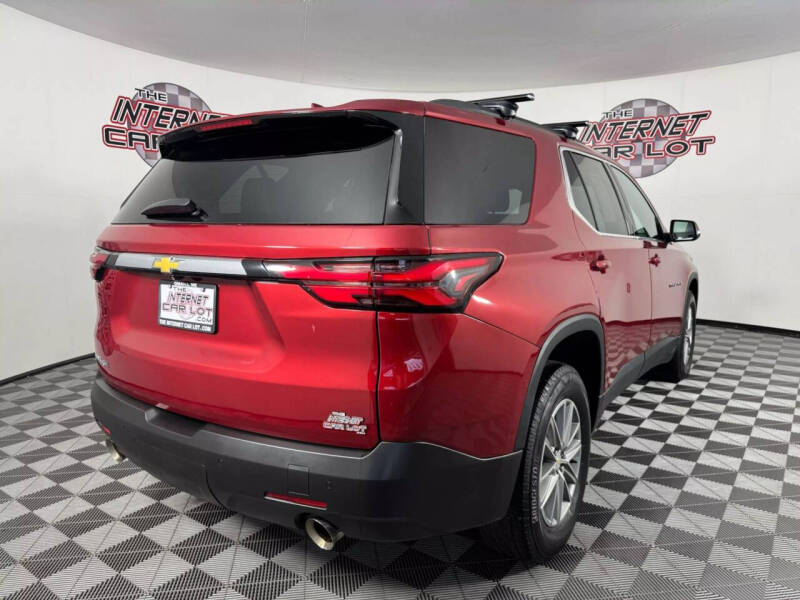 2023 Chevrolet Traverse LT Leather