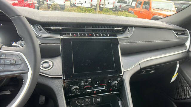 2025 Jeep Grand Cherokee L Altitude X