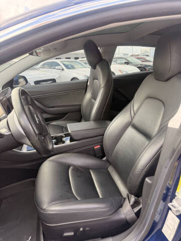 2019 Tesla Model 3 Standard Range