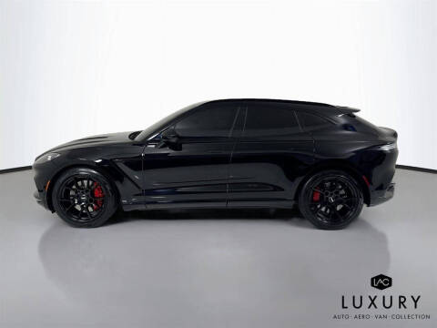 2021 Aston Martin DBX