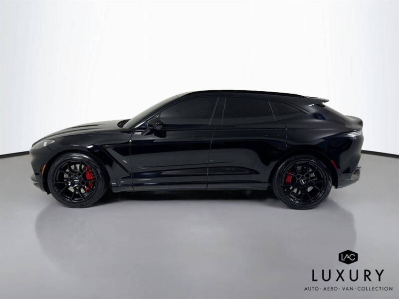 2021 Aston Martin DBX